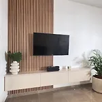 Villa Luxury 2 Min Walk To Sea & Airport