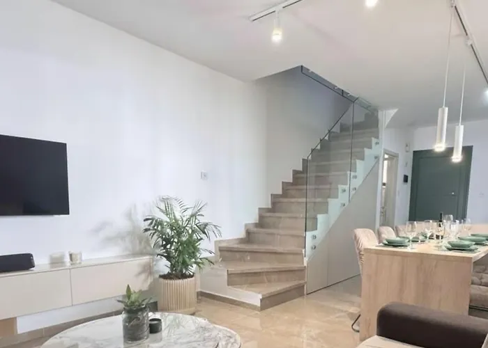 ヴィラ Luxury 2 Min Walk To Sea & Airport *